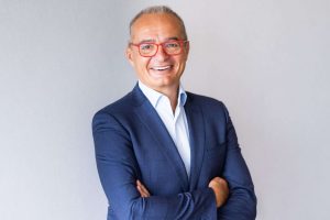 Albert triola